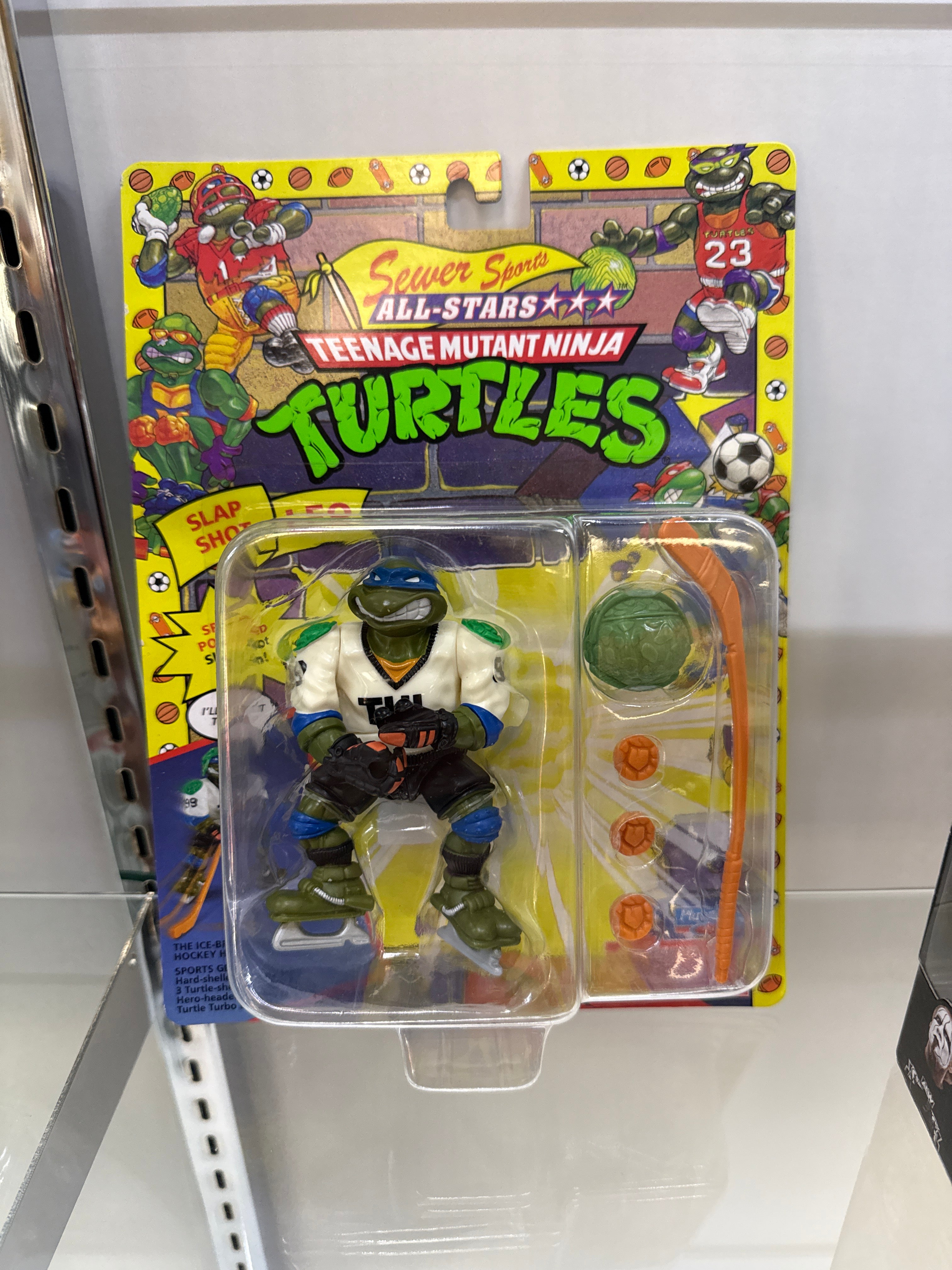 TMNT Slap Shot Leo Action Figure NEW